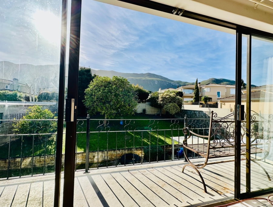 3 Bedroom Property for Sale in Onrus Western Cape